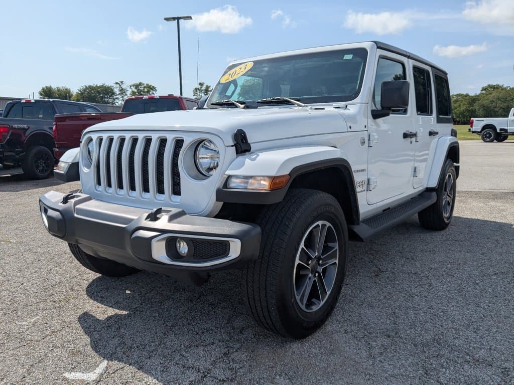 2023 Jeep Wrangler Sahara — photo 1 of 38