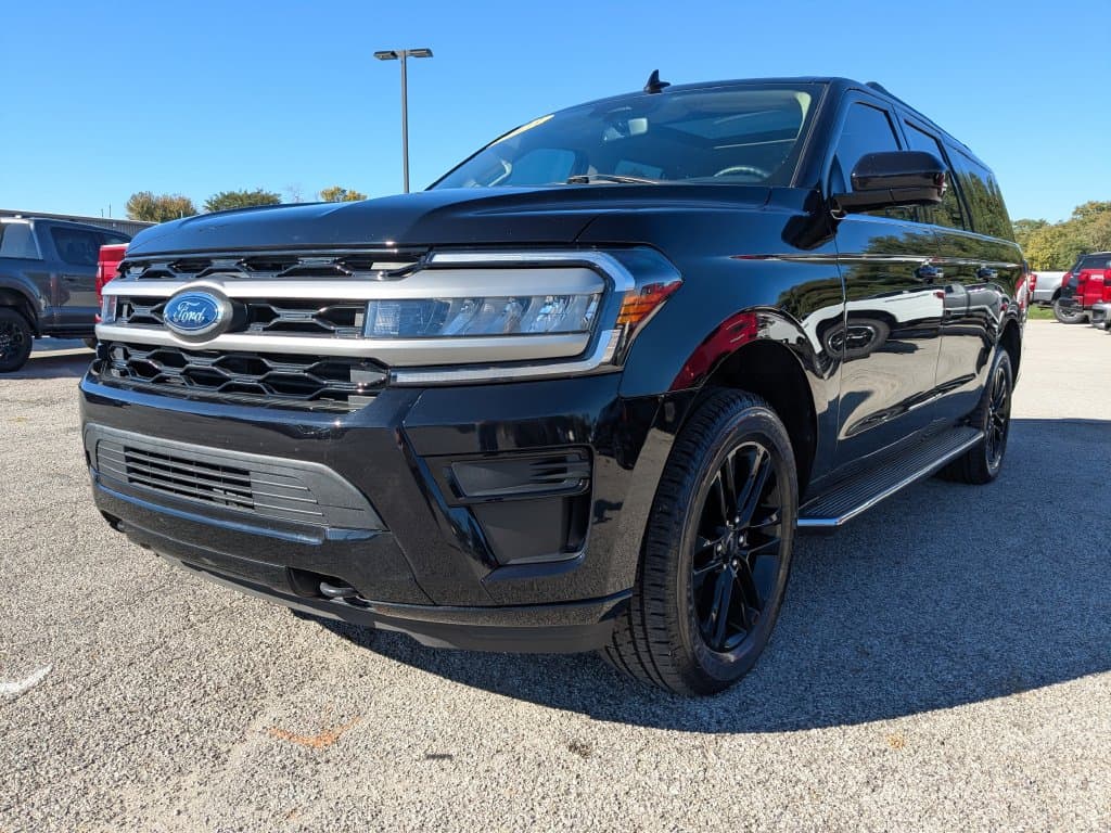 2023 Ford Expedition Max XLT — photo 1 of 41