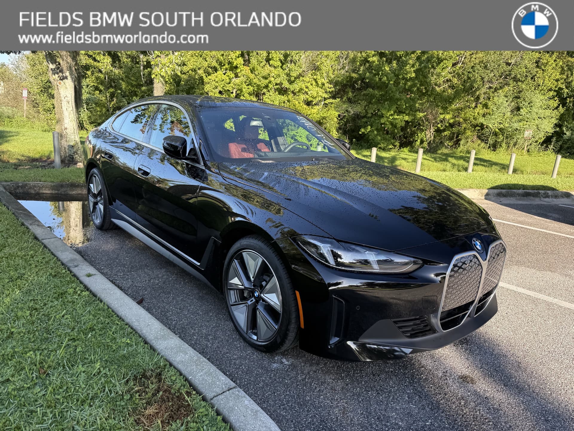2026 BMW i4 xDrive40 — photo 1 of 17