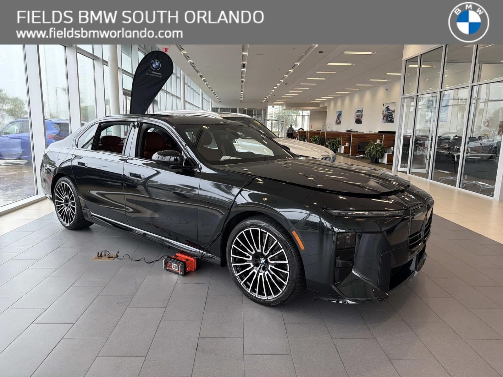 2027 BMW 7 Series 740i — photo 1 of 30