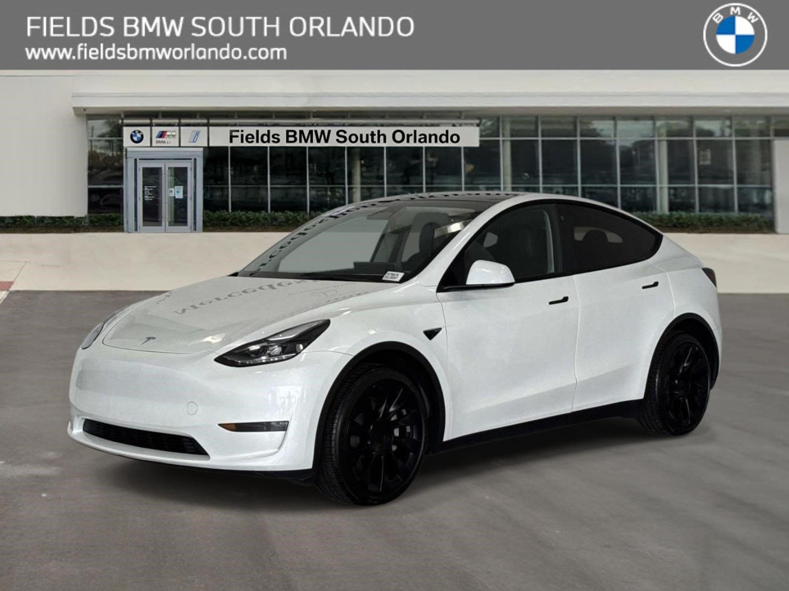 2023 Tesla Model Y Base — photo 1 of 27