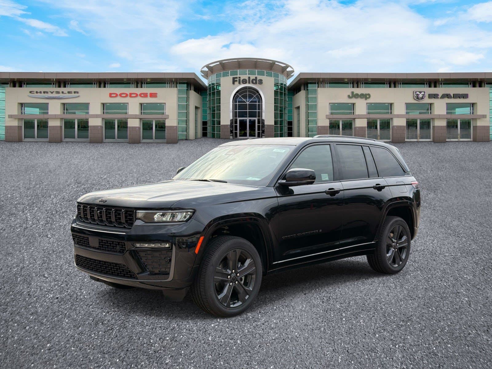 2027 Jeep Grand Cherokee Limited Reserve — photo 1 of 43