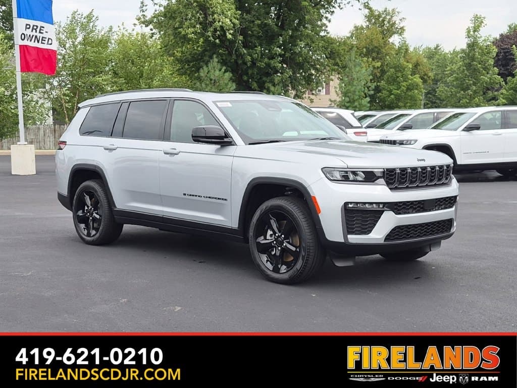 2026 Jeep Grand Cherokee L Limited — photo 1 of 38