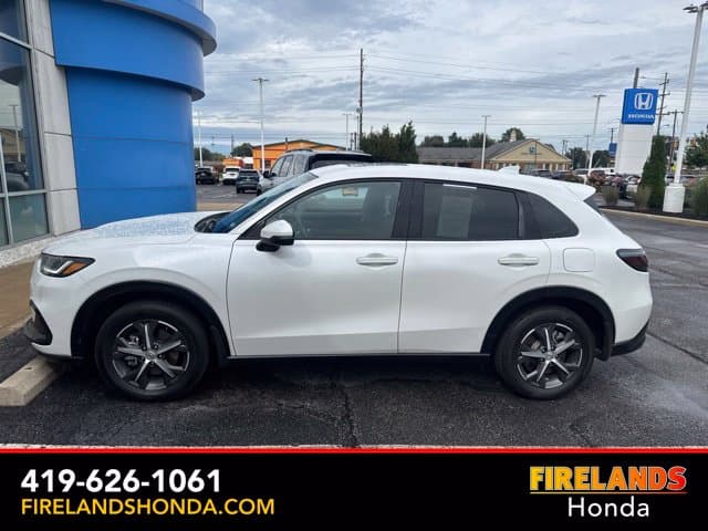 2024 Honda HR-V EX-L — photo 1 of 28