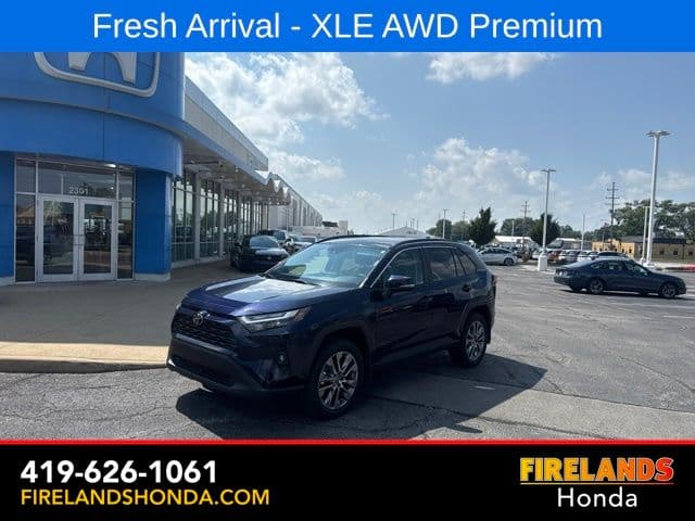 2022 Toyota RAV4 XLE Premium — photo 1 of 27