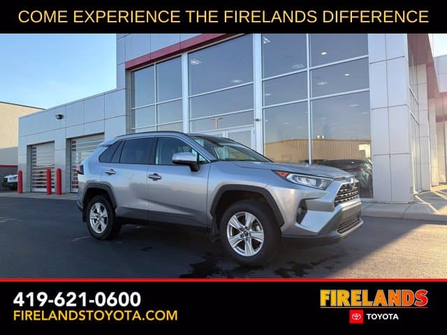 2021 Toyota RAV4 XLE — photo 1 of 26