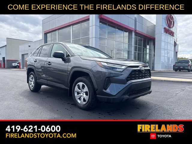 2023 Toyota RAV4 LE — photo 1 of 26