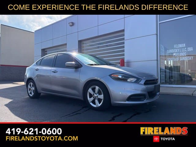2015 Dodge Dart SXT — photo 1 of 25