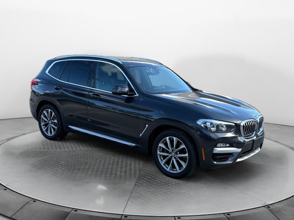 2019 BMW X3 xDrive30i — photo 1 of 17