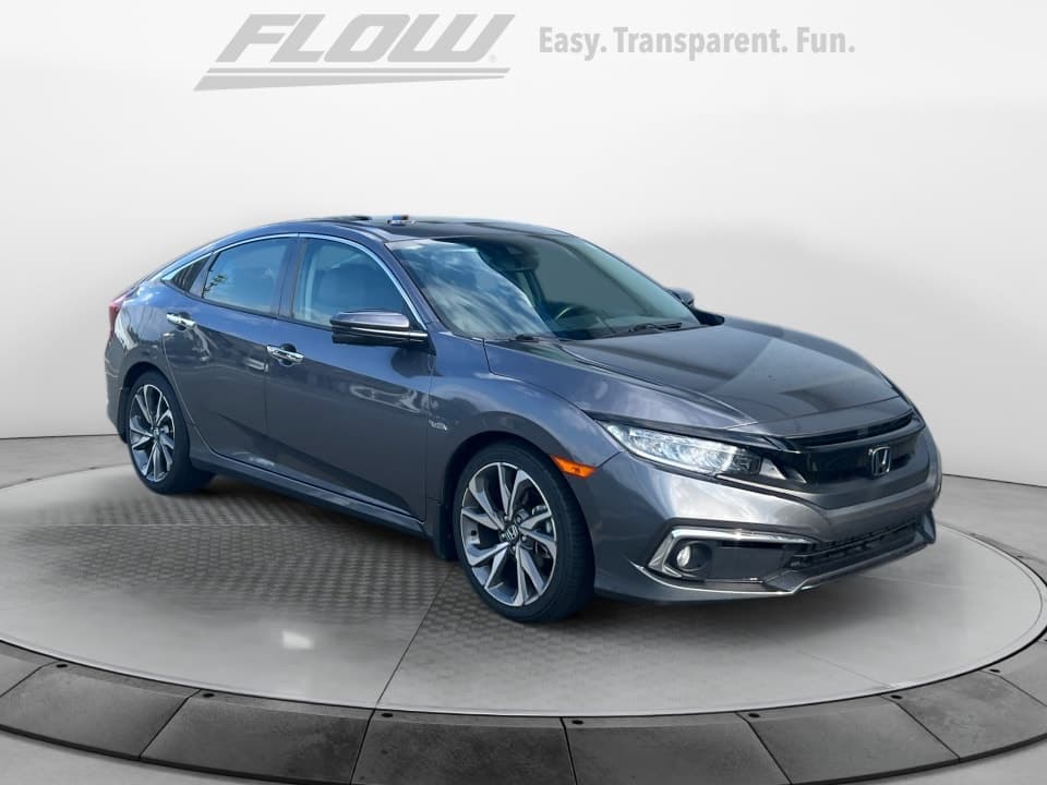 2019 Honda Civic Sedan Touring — photo 1 of 11