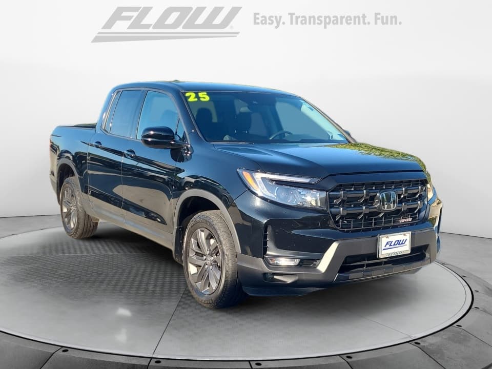 2025 Honda Ridgeline Sport — photo 1 of 37