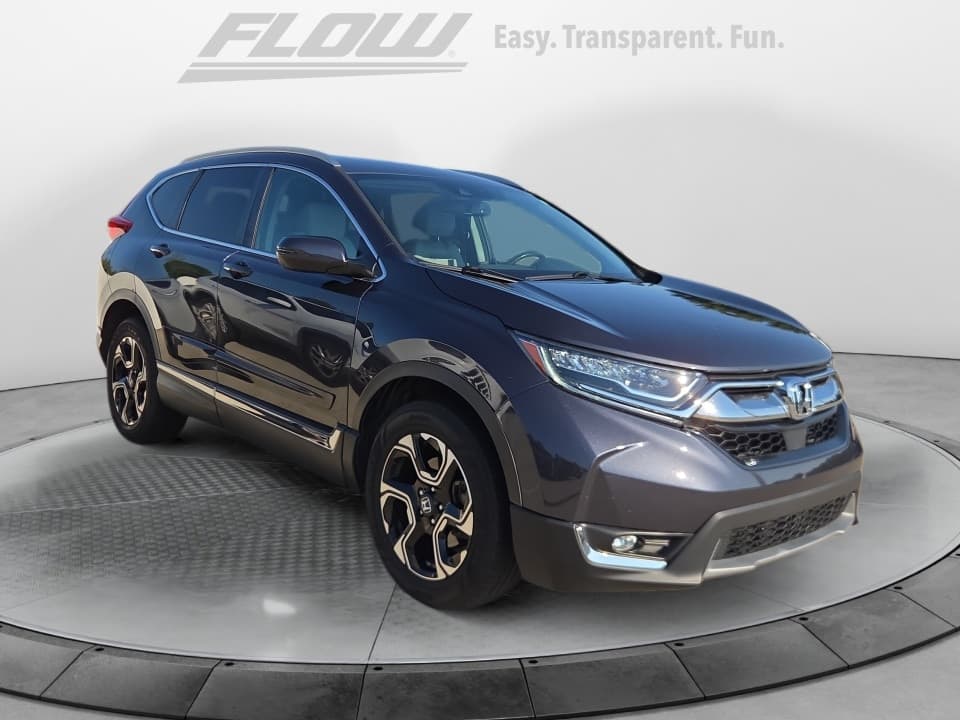 2019 Honda CR-V Touring — photo 1 of 11