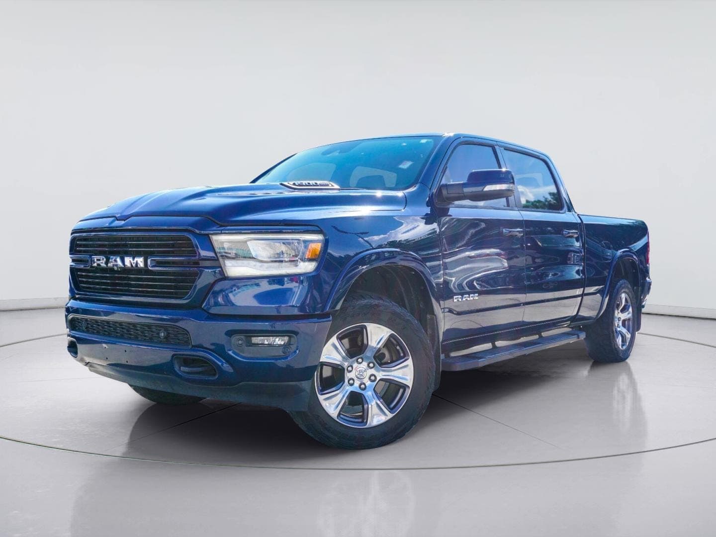2019 RAM 1500 Laramie — photo 1 of 29