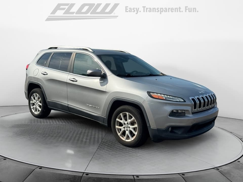 2014 Jeep Cherokee Latitude — photo 1 of 11