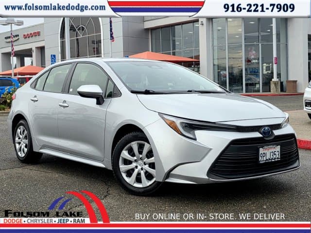 2025 Toyota Corolla Hybrid LE — photo 1 of 26