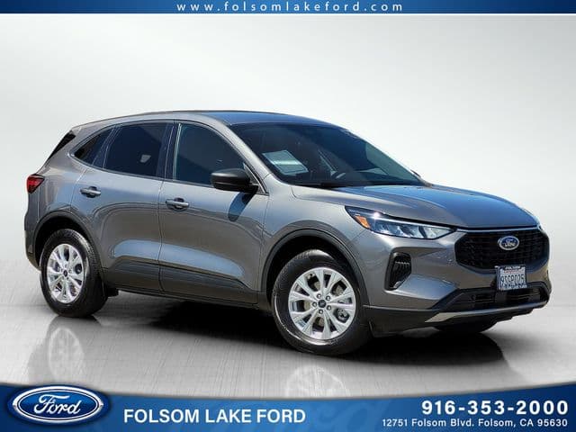 2025 Ford Escape Active — photo 1 of 30