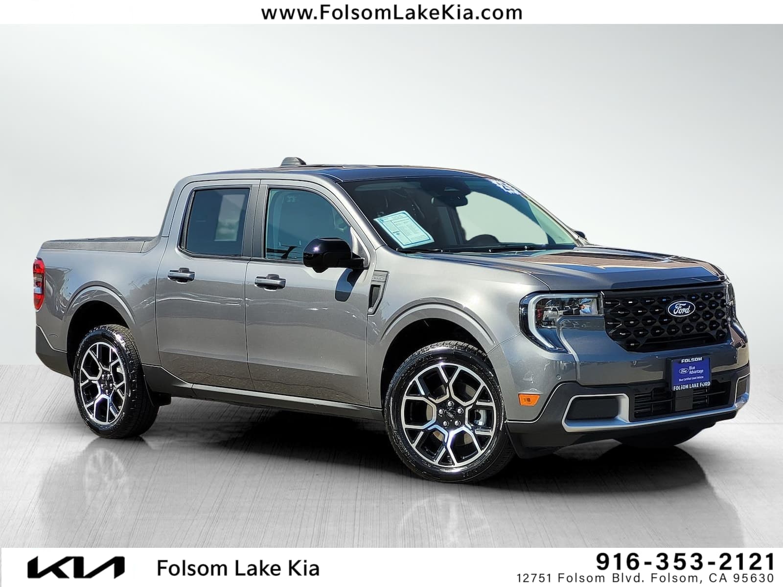 2025 Ford Maverick LARIAT — photo 1 of 30