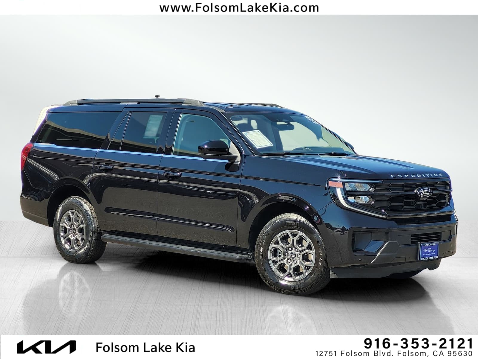 2025 Ford Expedition Max Active — photo 1 of 29