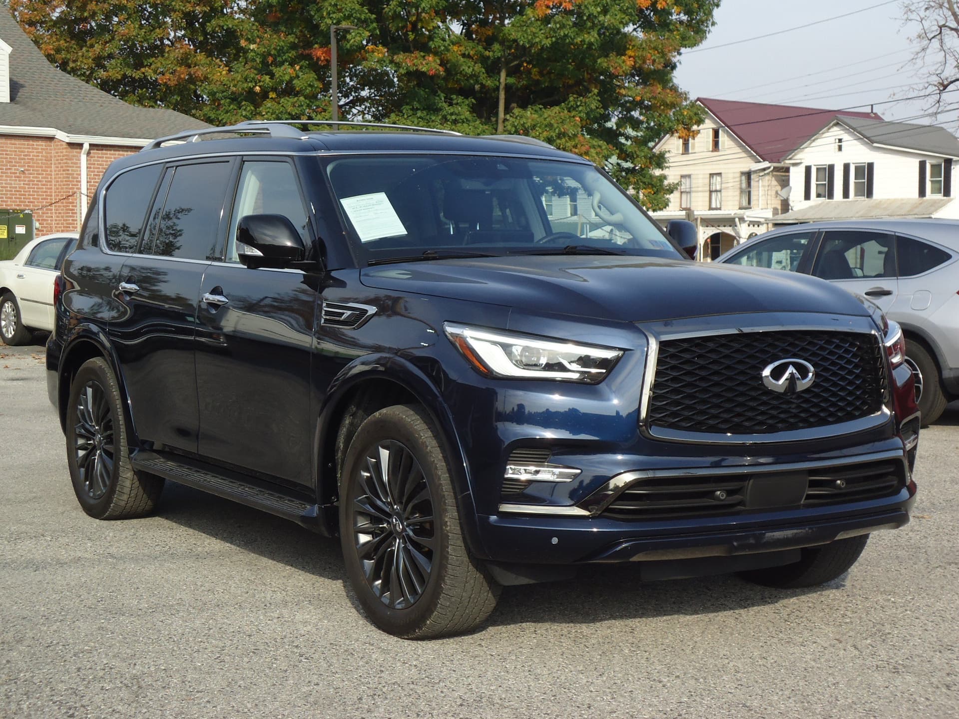 2023 INFINITI QX80 PREMIUM SELECT — photo 1 of 32