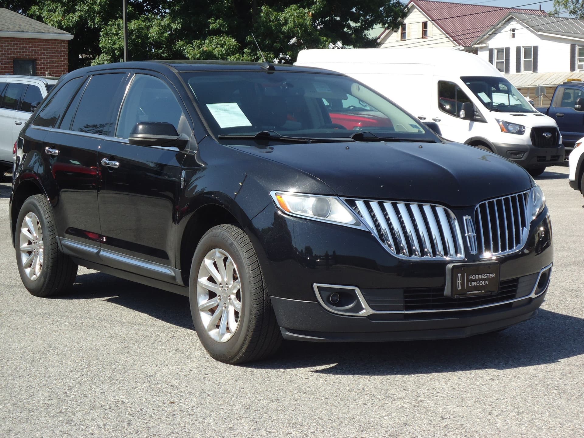 2013 Lincoln MKX Base — photo 1 of 30