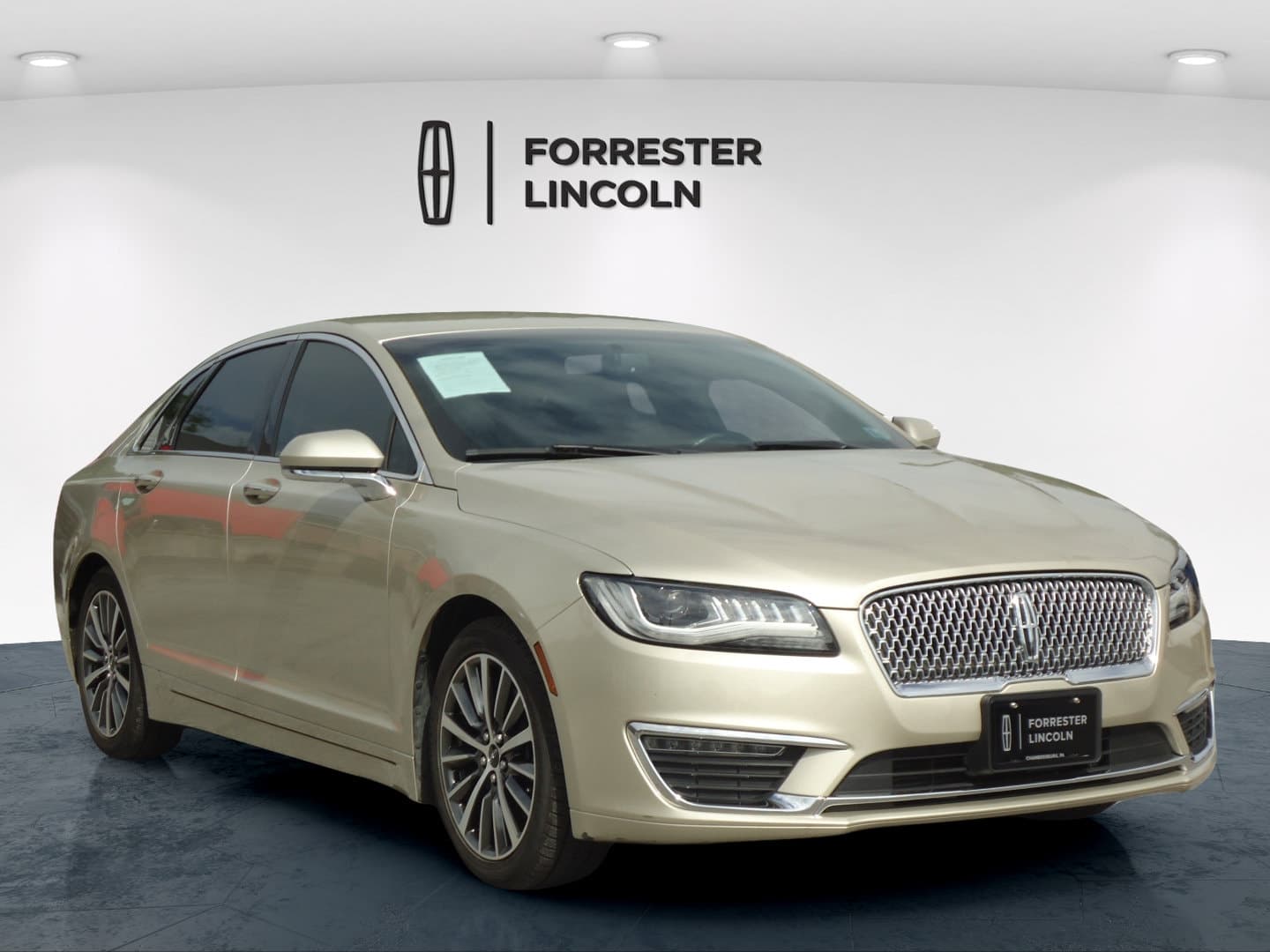 2017 Lincoln MKZ Select — photo 1 of 28