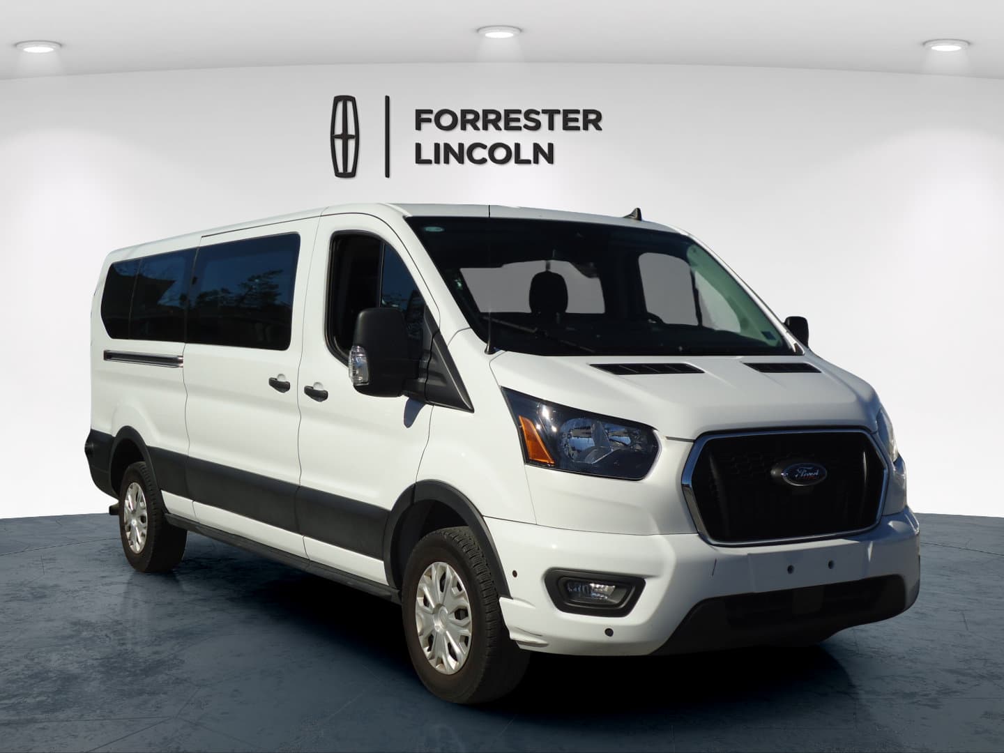 2024 Ford Transit Passenger Wagon XLT — photo 1 of 30