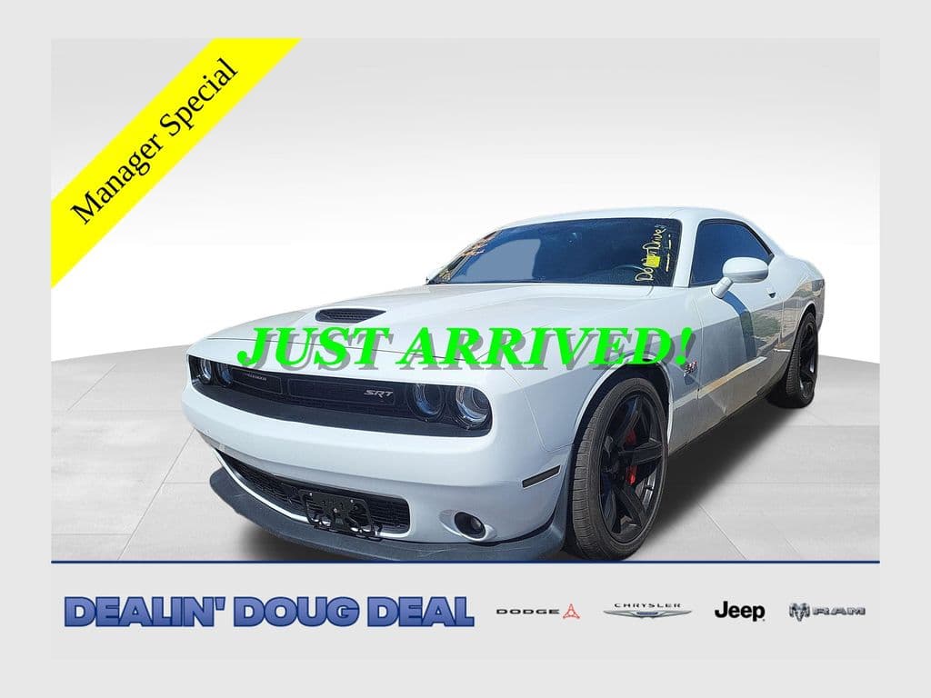 2016 Dodge Challenger SRT 392 — photo 1 of 7