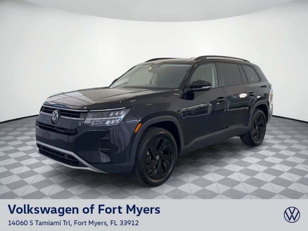 2027 Volkswagen Atlas SE w/Technology — photo 1 of 32