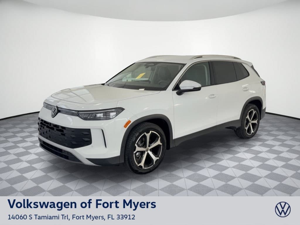 2026 Volkswagen Tiguan SE — photo 1 of 32