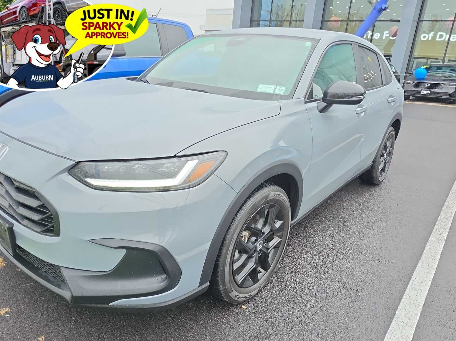 2024 Honda HR-V Base — photo 1 of 12