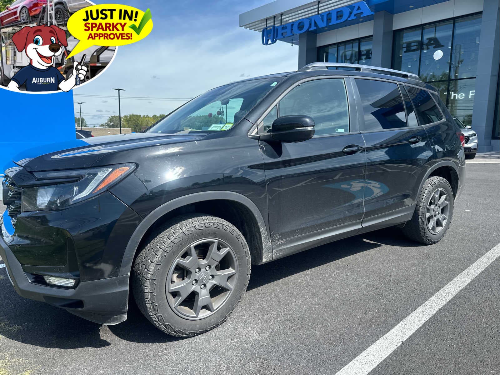 2024 Honda Passport TrailSport — photo 1 of 12