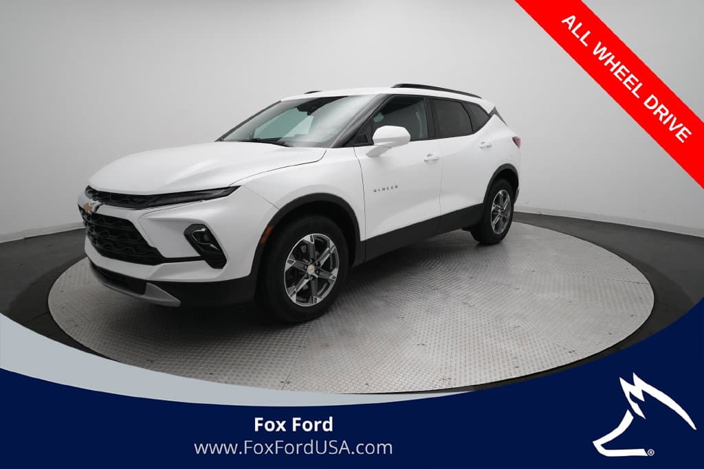 2024 Chevrolet Blazer LT — photo 1 of 36