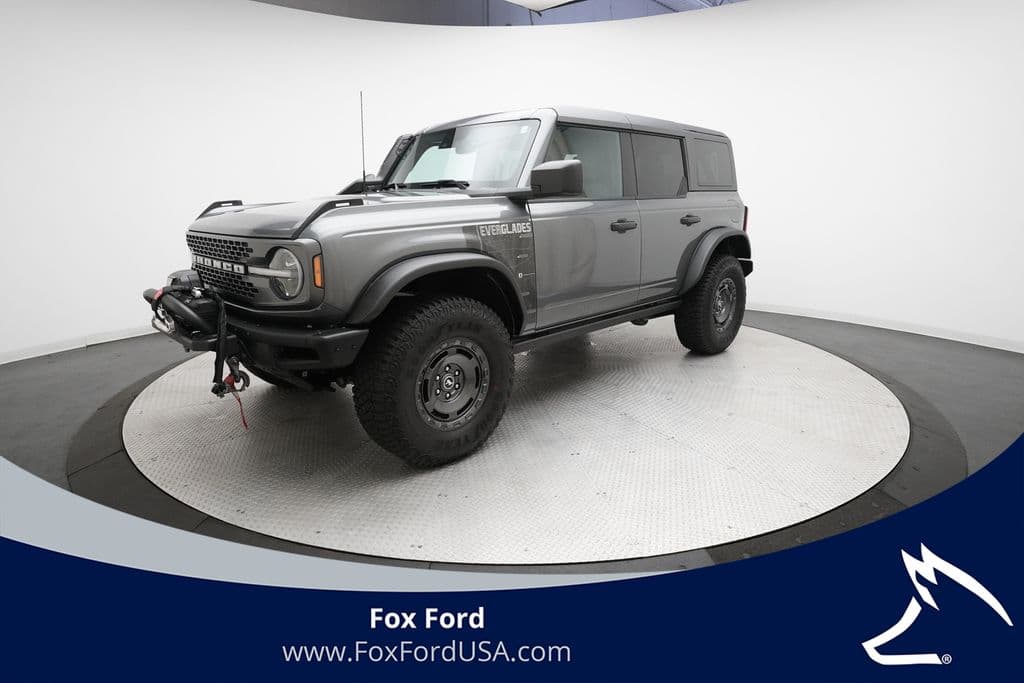 2024 Ford Bronco Everglades — photo 1 of 37