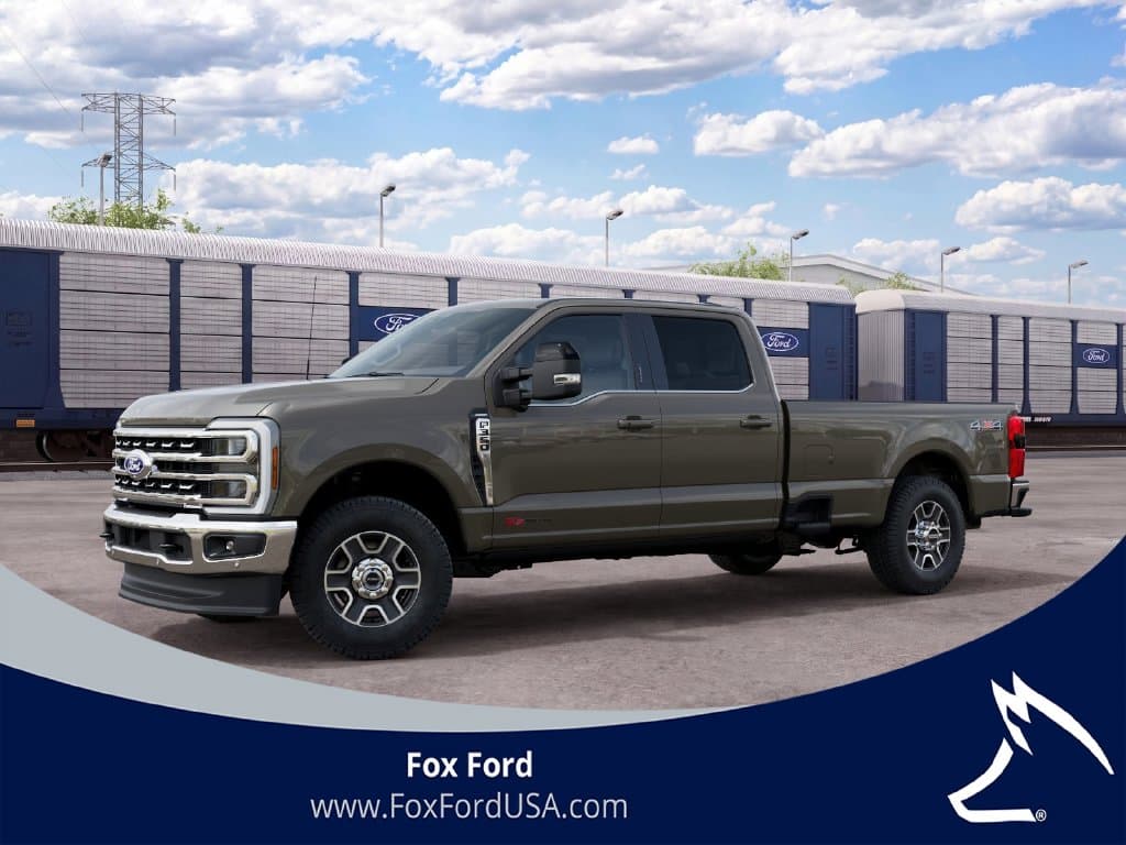 2027 Ford Super Duty F-350 SRW LARIAT — photo 1 of 22