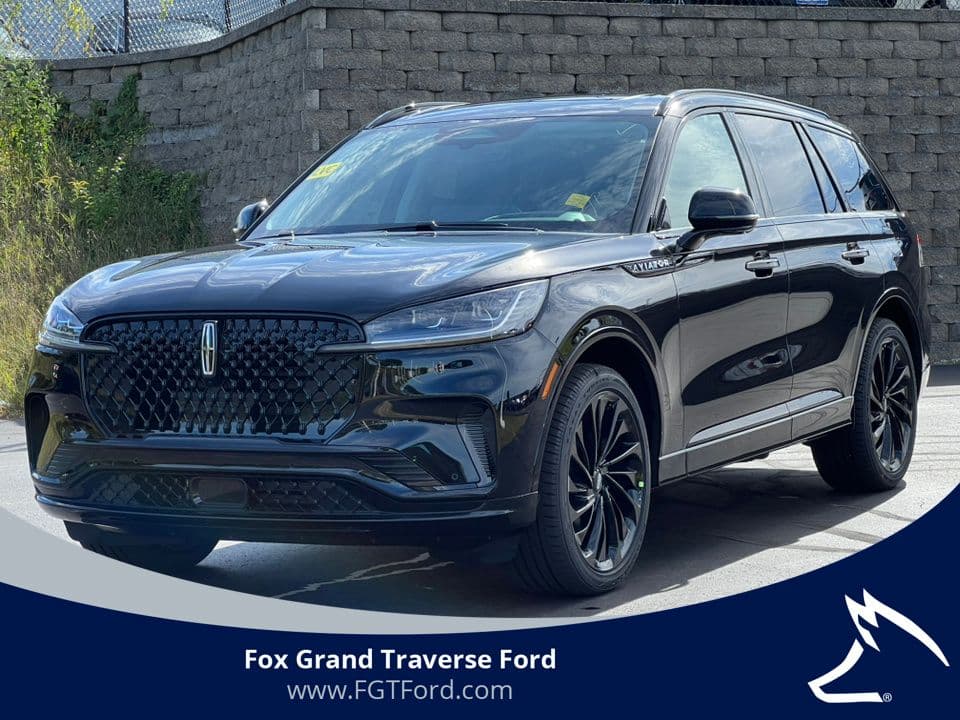 2027 Lincoln Aviator Reserve — photo 1 of 46