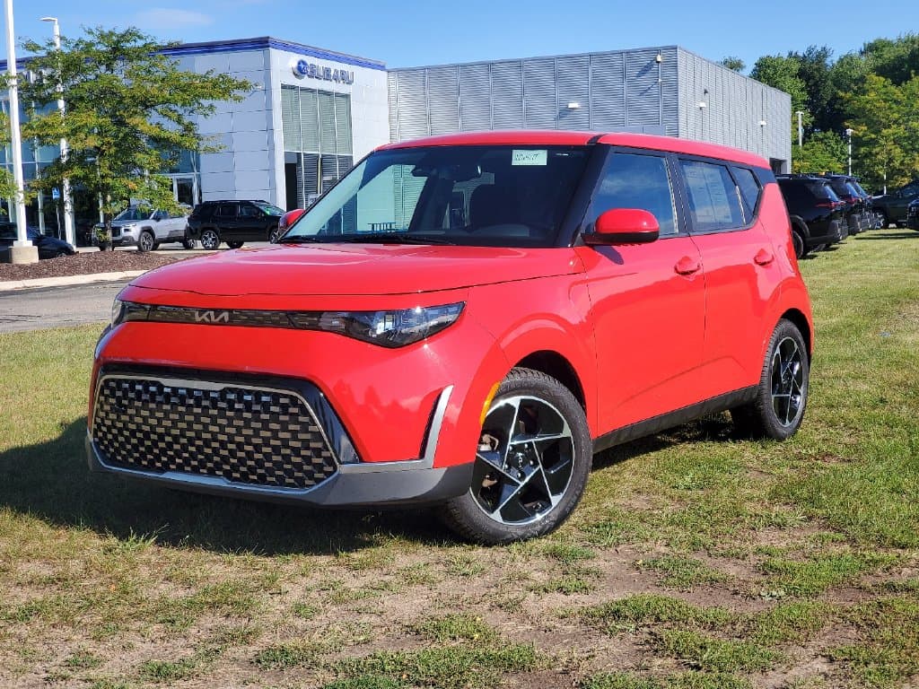 2023 Kia Soul EX — photo 1 of 30