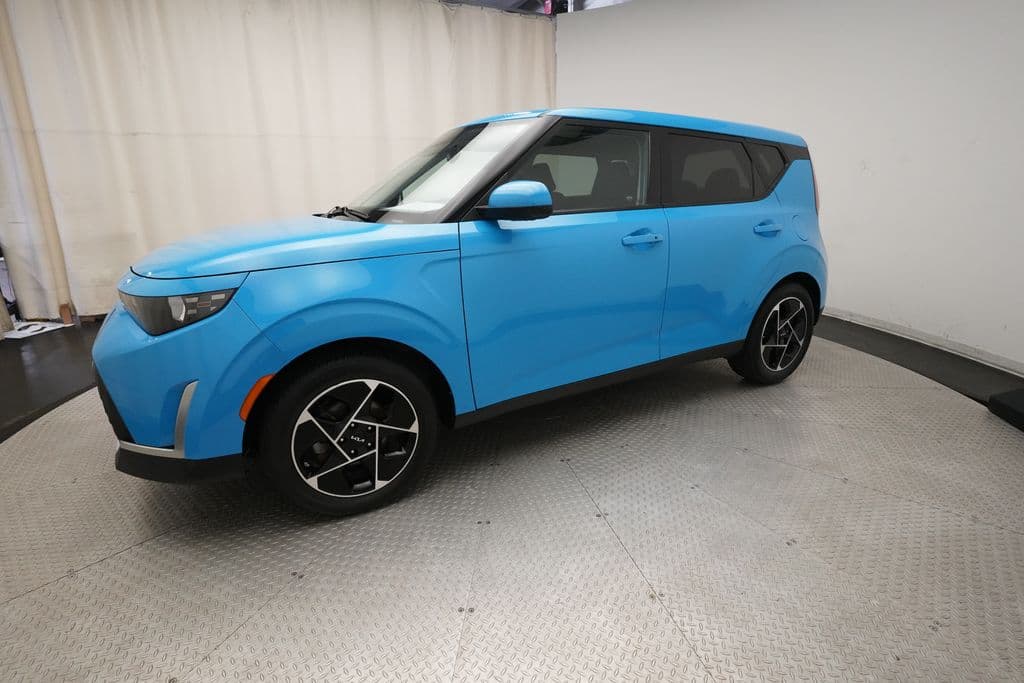 2024 Kia Soul EX — photo 1 of 37