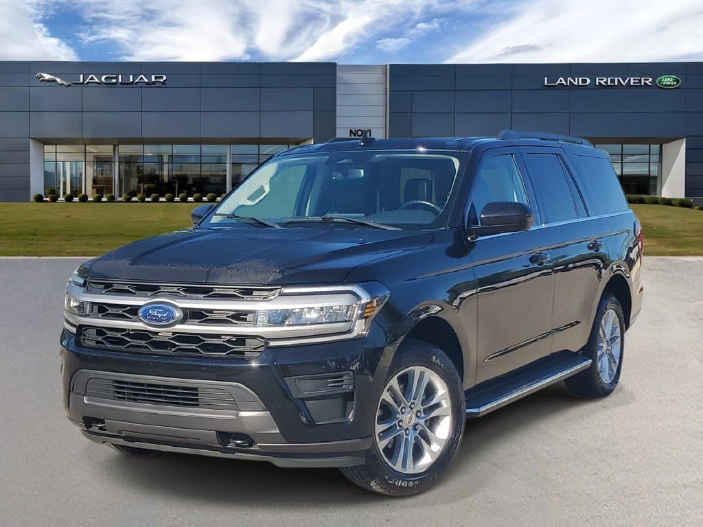 2022 Ford Expedition XLT — photo 1 of 34