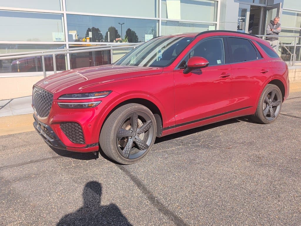 2024 Genesis GV70 Base — photo 1 of 2