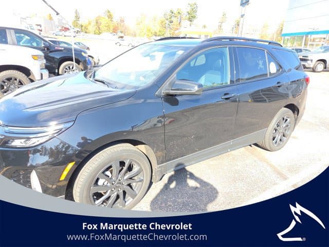 2023 Chevrolet Equinox RS — photo 1 of 3