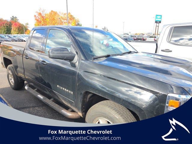 2018 Chevrolet Silverado 1500 LT — photo 1 of 3