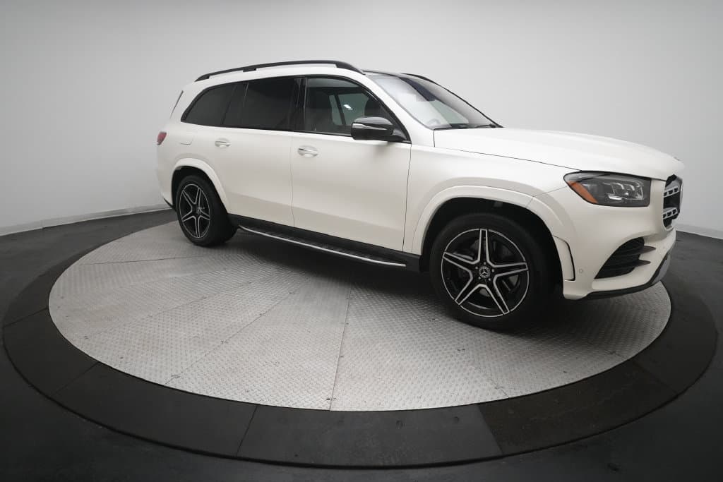 2022 Mercedes-Benz GLS Base — photo 1 of 39