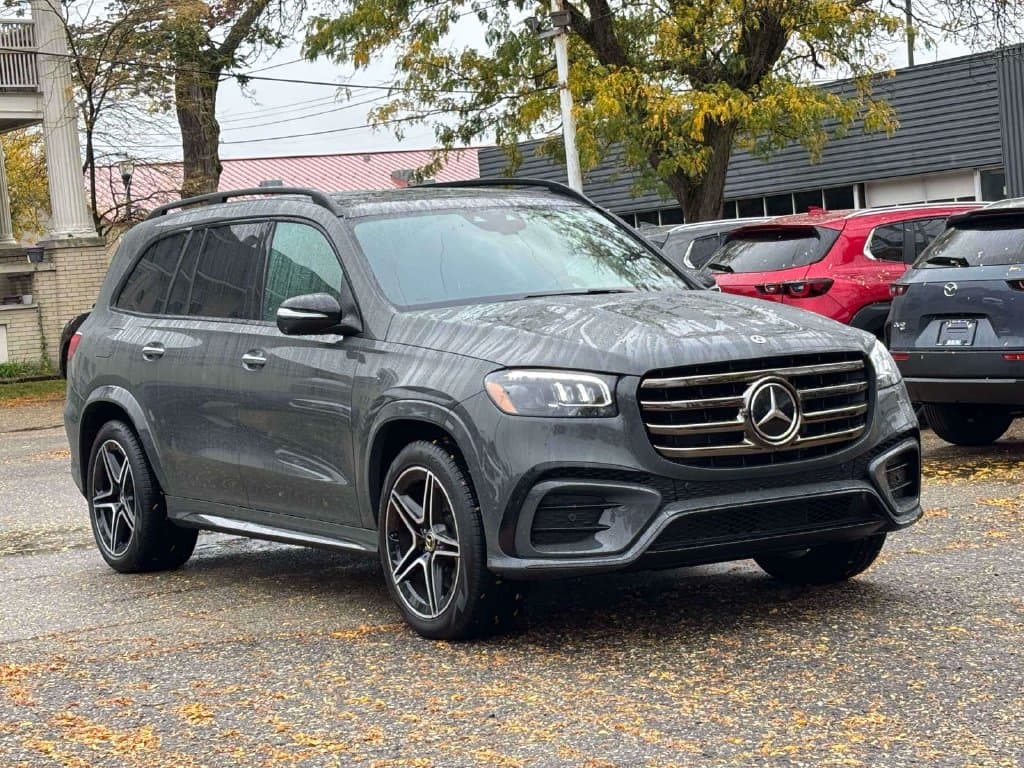 2026 Mercedes-Benz GLS Base — photo 1 of 41