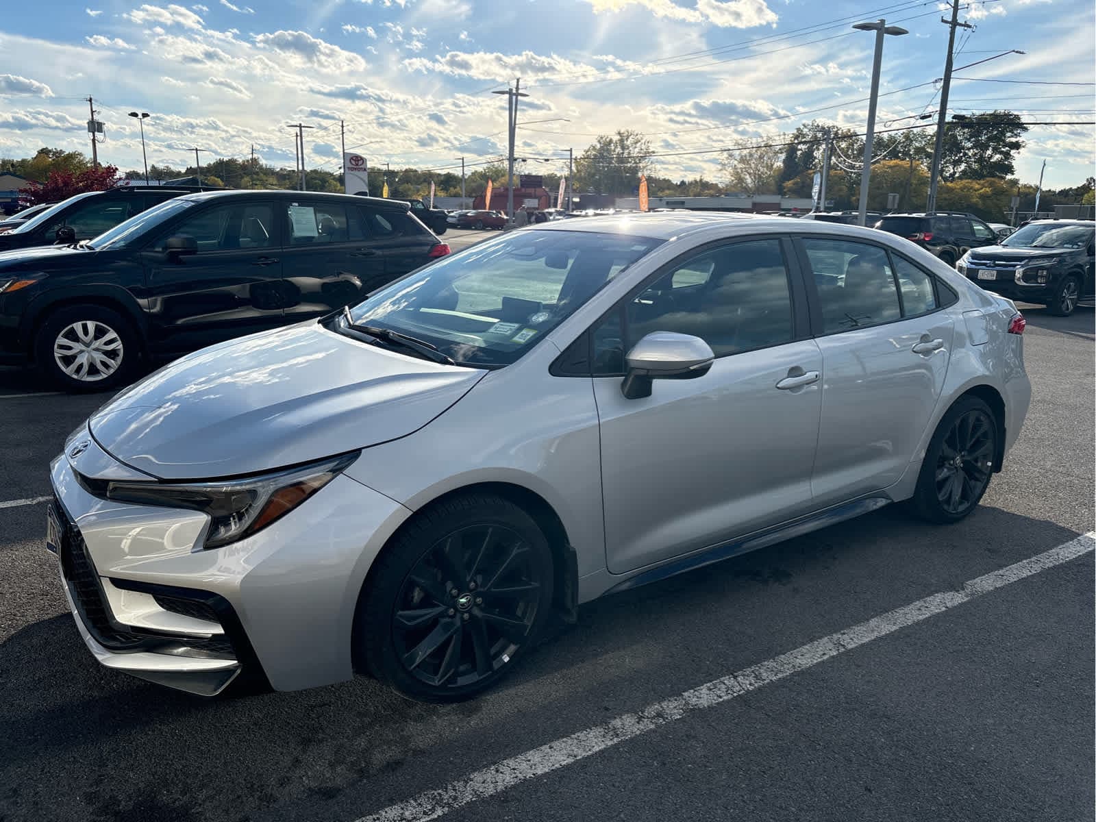 2025 Toyota Corolla SE — photo 1 of 12