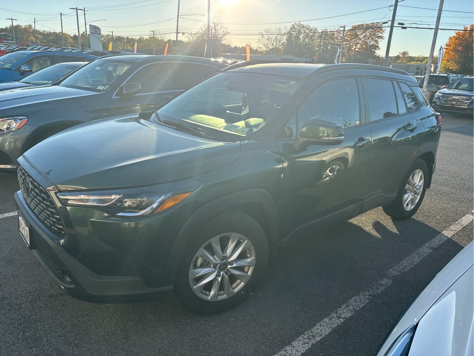 2024 Toyota Corolla Cross LE — photo 1 of 10