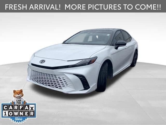 2025 Toyota Camry XSE — photo 1 of 10