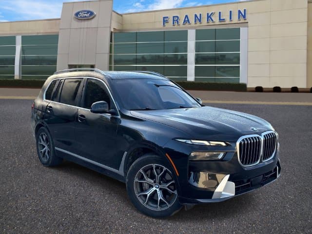 2023 BMW X7 xDrive40i — photo 1 of 11