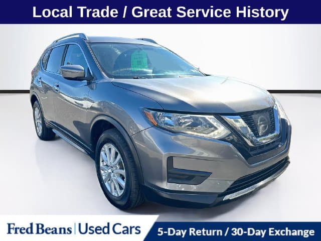 2017 Nissan Rogue SV — photo 1 of 37