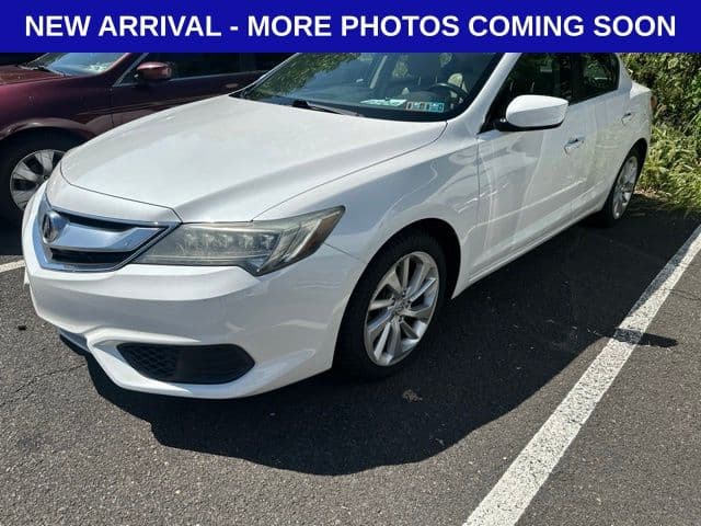 2016 Acura ILX Base — photo 1 of 8