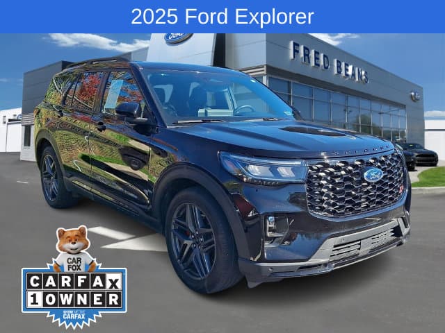 2025 Ford Explorer ST — photo 1 of 11